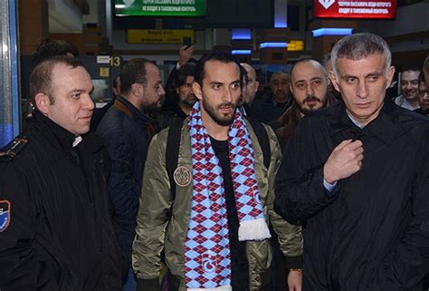T­r­a­b­z­o­n­s­p­o­r­ ­E­r­k­a­n­ ­Z­e­n­g­i­n­­i­ ­b­o­r­s­a­y­a­ ­b­i­l­d­i­r­d­i­